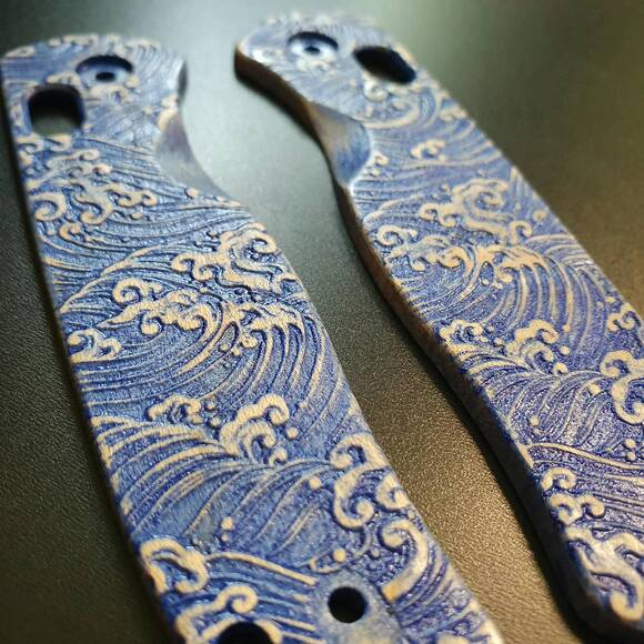 Japan Wave - Kizer Drop Bear Knife Scales by Svechnikov Knives