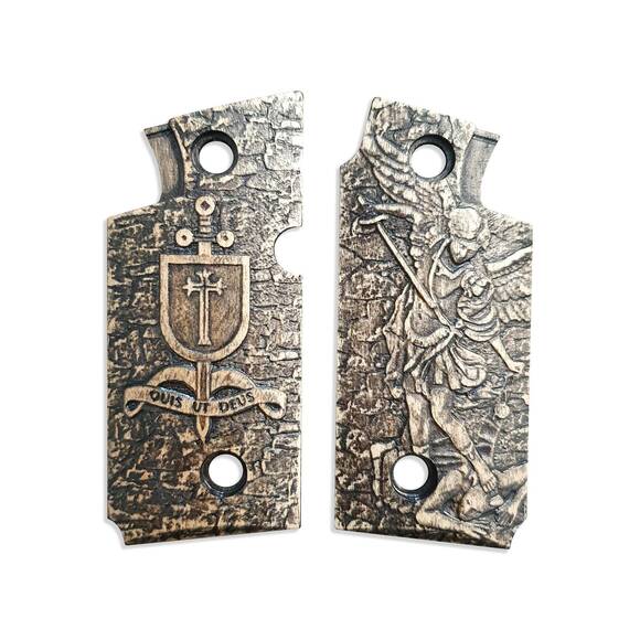 Springfield 911 380 maple grips - Quis Ut Deus / hand-painted