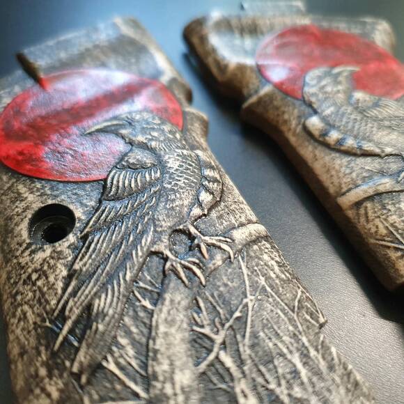 CZ 82, 83 Maple Grips - Red Raven / Hand-painted