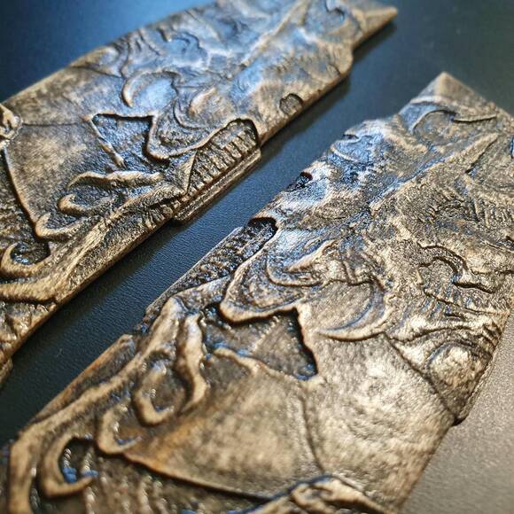 Xenomorph King - Laugo Arms Alien Creator, Alien Remus Grips