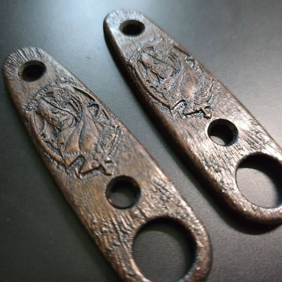 ESEE Izula 2 walnut handle scales - Catrina Dark / hand-painted