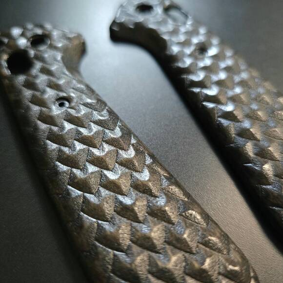 Dragon Scales Black - Benchmade Redoubt 430 Knife Scales by Svechnikov Knives