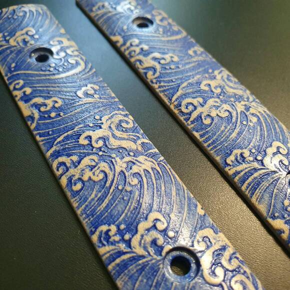 TwoSun TS394 maple handle scales - Japan Wave / hand-painted
