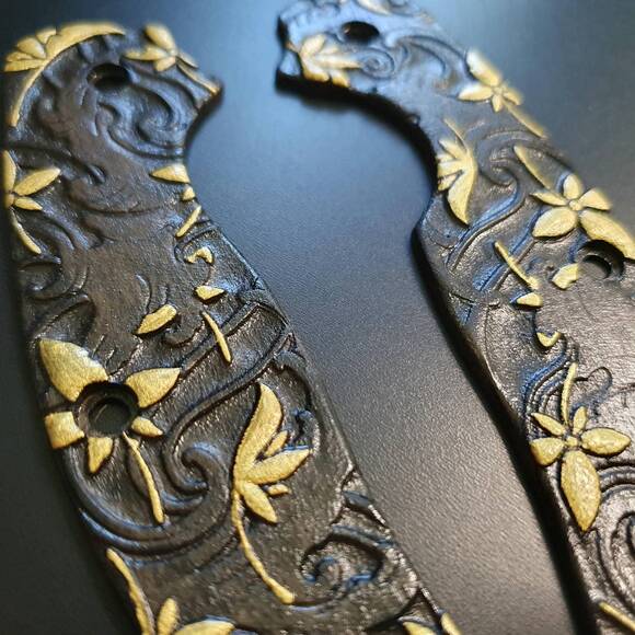 Spyderco Sage 1 maple handle scales - Japanese Maple Black Gold / hand-painted