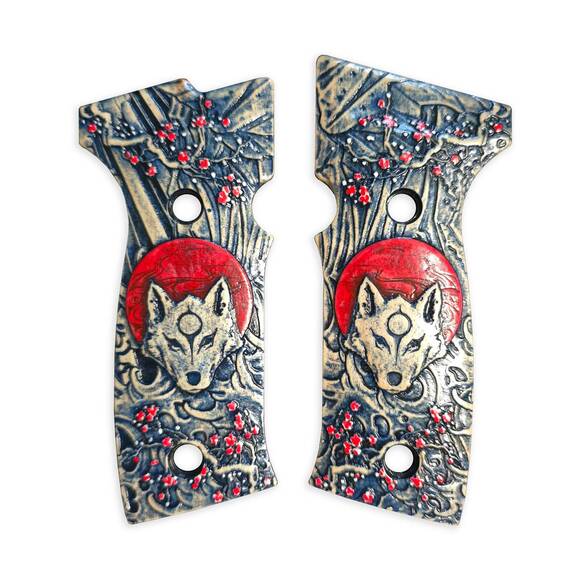 Sig Sauer P320 AXG maple grips - Japanese Wolf And Sakura / hand-painted
