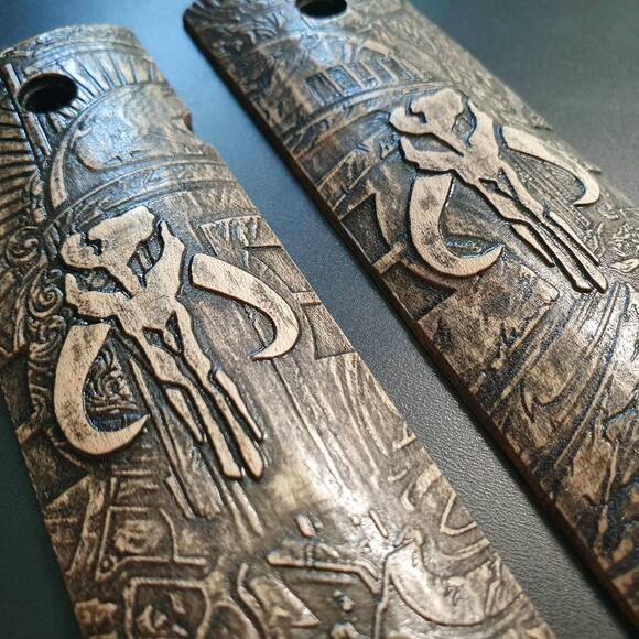 1911 Full-Size Magwell Maple Grips - Mythosaur Skull / Hand-painted