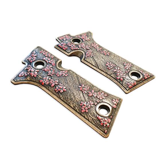 Beretta 80X Cheetah Maple Grips - Sakura / Hand-painted