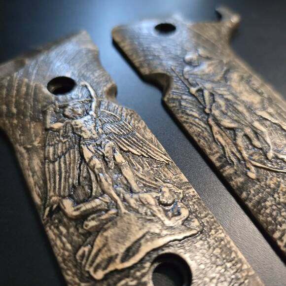 Beretta 92XI, 92GTS Maple Grips - St Archangel Michael / Hand-painted