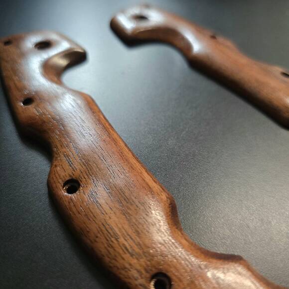 Traditional Walnut - Cold Steel Voyager Extra Large Knife Scales by Svechnikov Knives