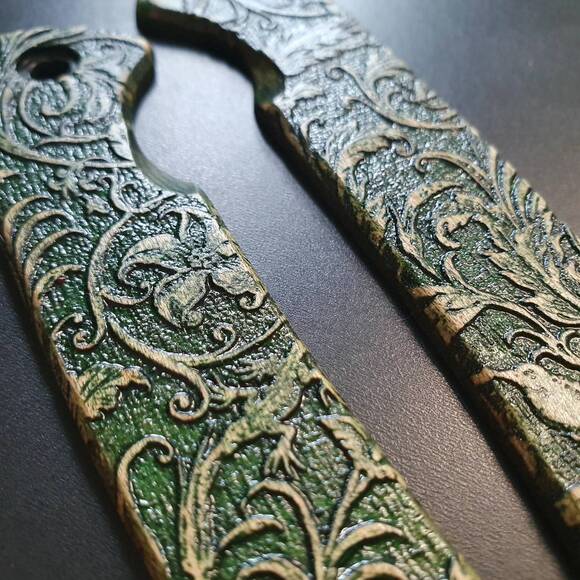 CIVIVI Chevalier maple handle scales - Wild Thickets Green / hand-painted
