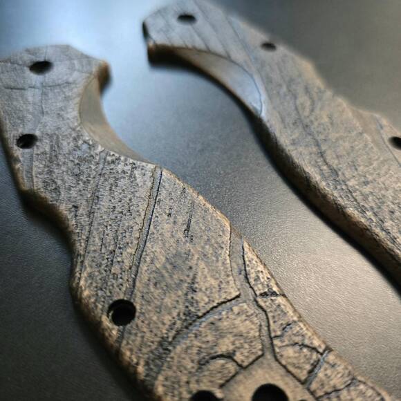 Wood Bark (3169) - Spyderco Stretch 2 Knife Scales by Svechnikov Knives