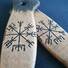 Varusteleka Skrama 200 maple handle scales - Vegvisir Classic / hand-painted